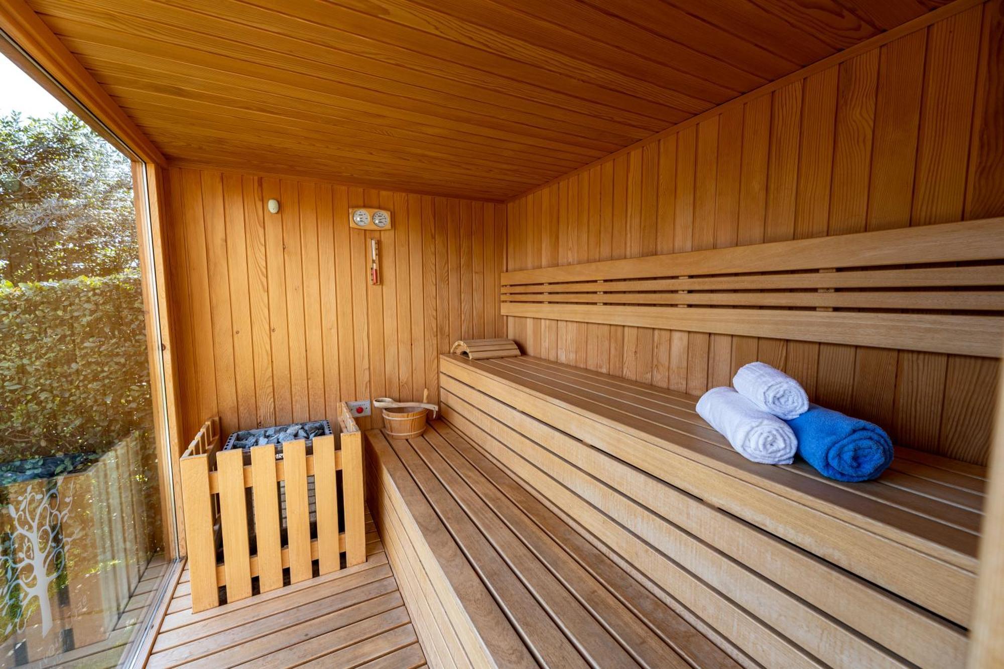 Bellagio Village- 4 Apartments By The Lake - Seasonal Warm Pool And Sauna Oliveto Lario Экстерьер фото